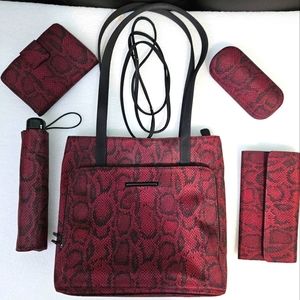 Womens New Worthington Totes